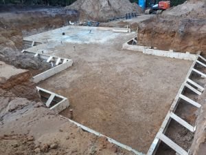 Concrete Frame Contractors - B and R Stee
